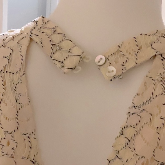 “Skies Are Blue” Cream Lace Sleeveless Dress - Picture 4 of 6